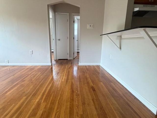 Apartment for rent in Lowell, Massachusetts