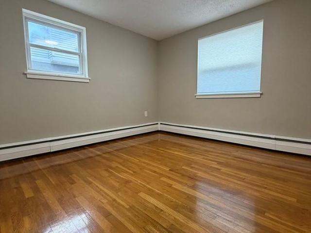 Apartment for rent in Lowell, Massachusetts