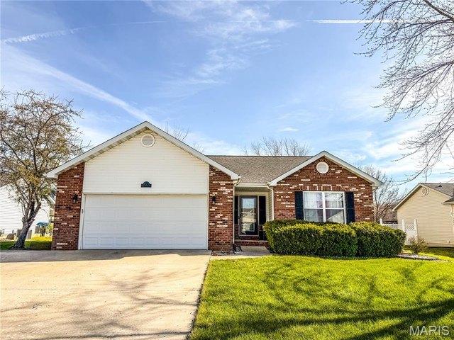 House for sale in Wood River, Illinois