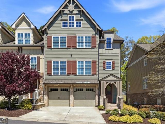 Townhouse for sale in Canton, Georgia