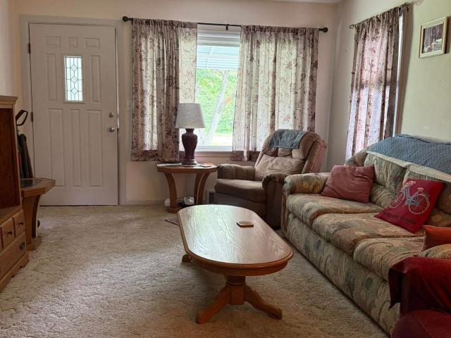 House for sale in Freelandville, Indiana