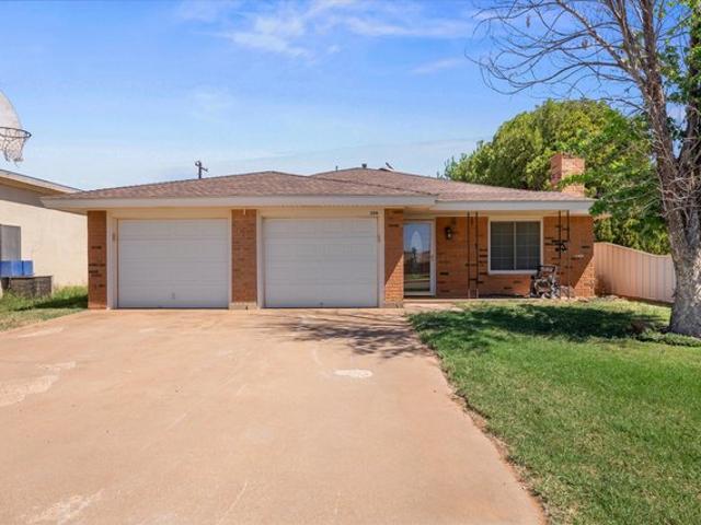 House for sale in Sundown, Texas