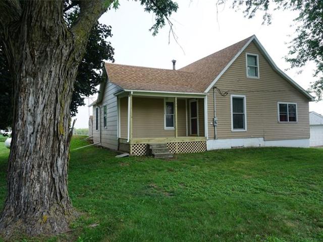 House for sale in Macksburg, Iowa