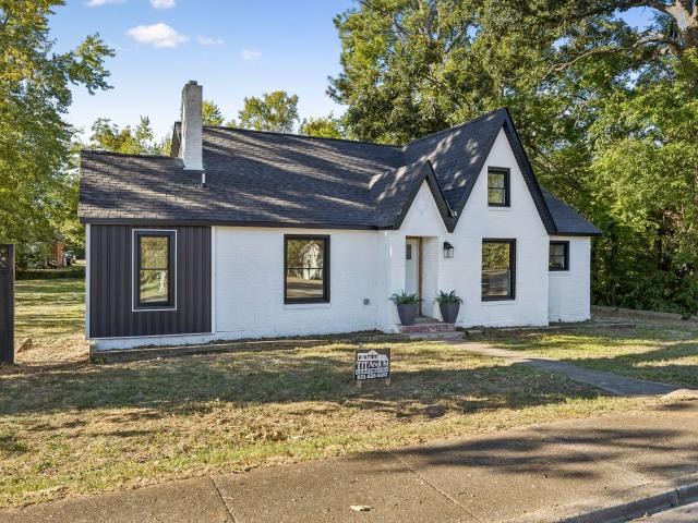 House for sale in Lomax Crossroads, Hohenwald