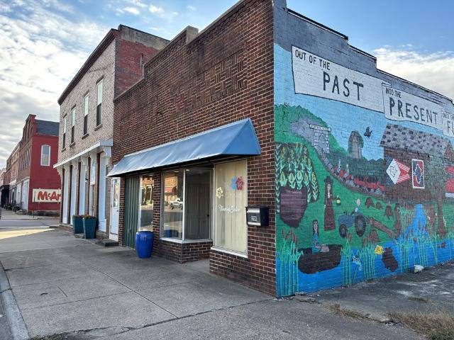 Commercial for sale in Vinton, Ohio