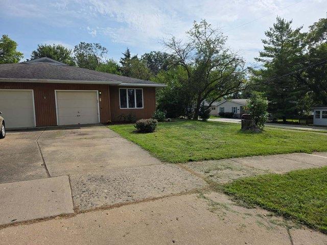 Townhouse for sale in Batavia, Illinois