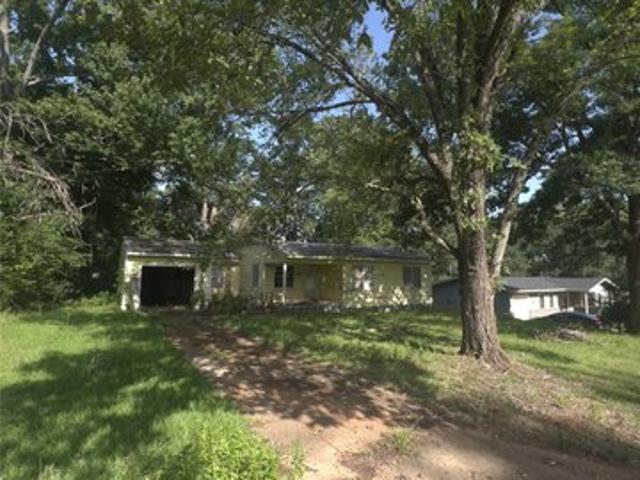 House for sale in Morris, Texas