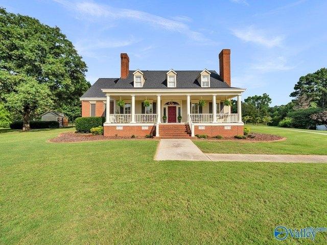 House for sale in Scottsboro, Alabama