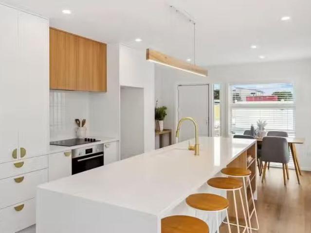 House for sale in Waikanae Beach, Wellington