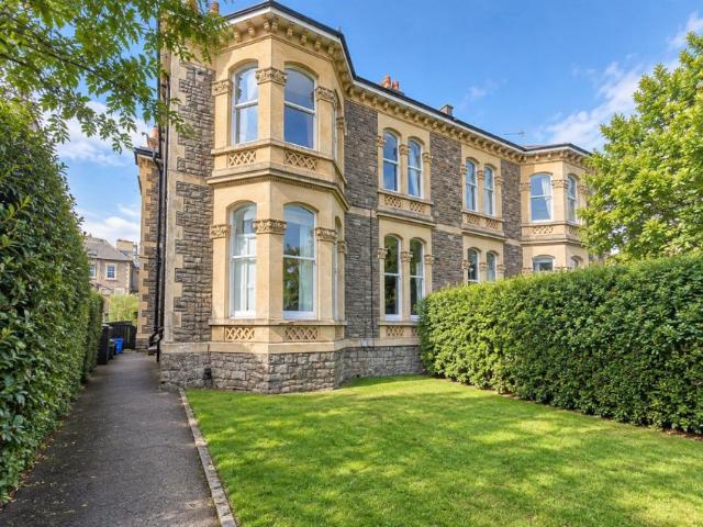 Apartment for rent in Westbury Park, Bristol