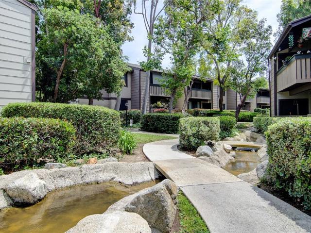 Condo for sale in Foothill Ranch, California