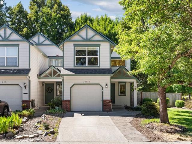 Townhouse for sale in Oregonia