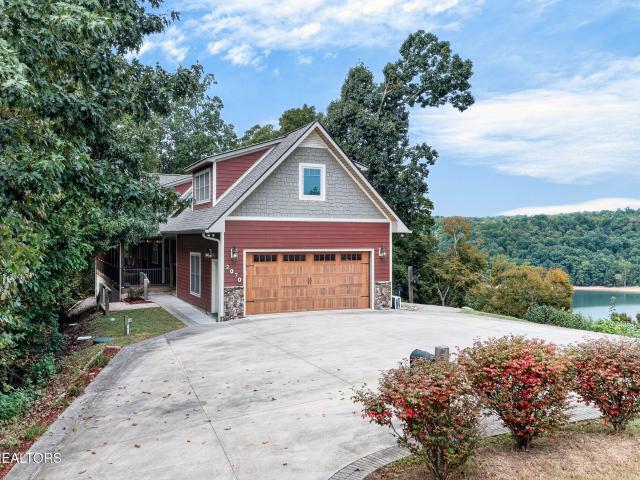 House for sale in Byrdstown, Middle Tennessee