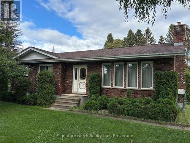House for sale in Thunder Bay, Ontario