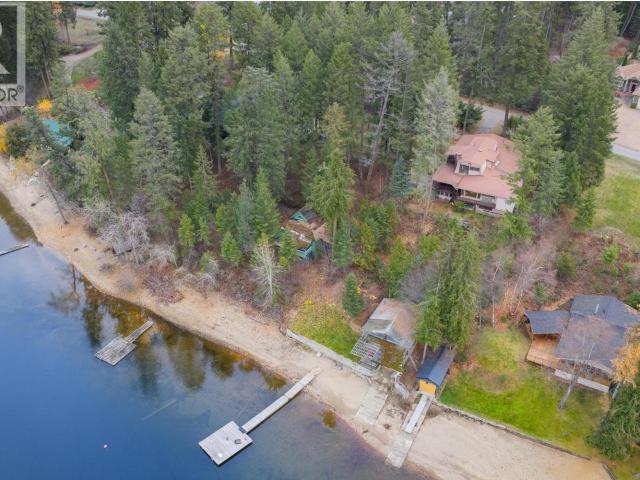 House for sale in Christina Lake, British Columbia
