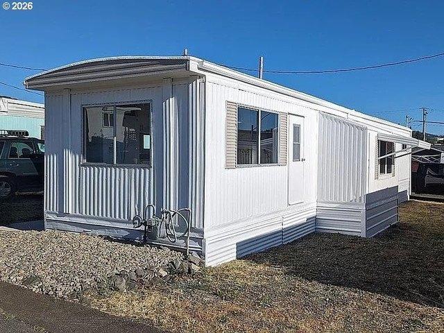 House for sale in Oregonia