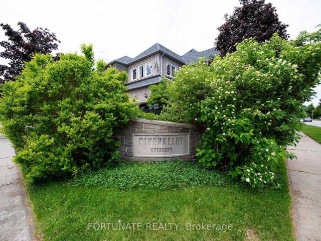Townhouse for sale in Woburn, Ontario