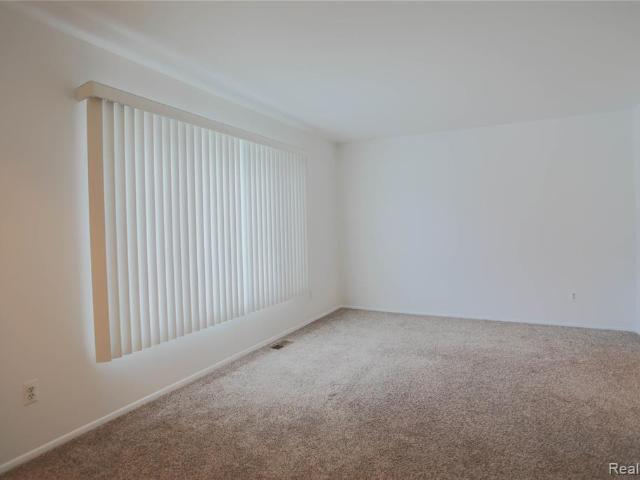Property for rent in Saint Clair Shores, Michigan
