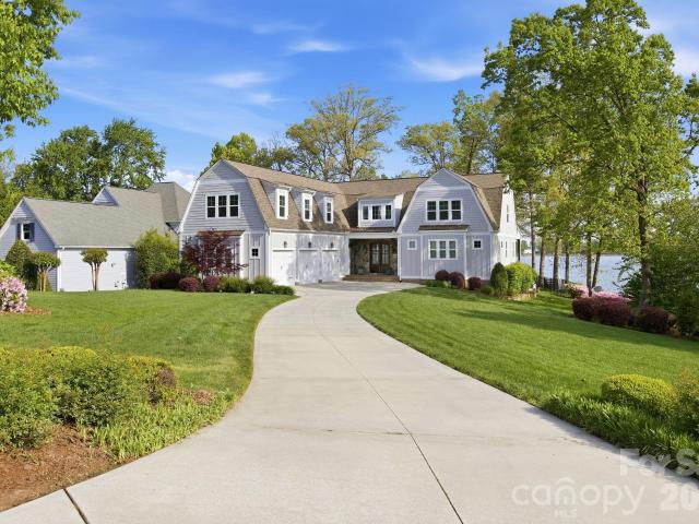 House for sale in Mecklenburg, North Carolina