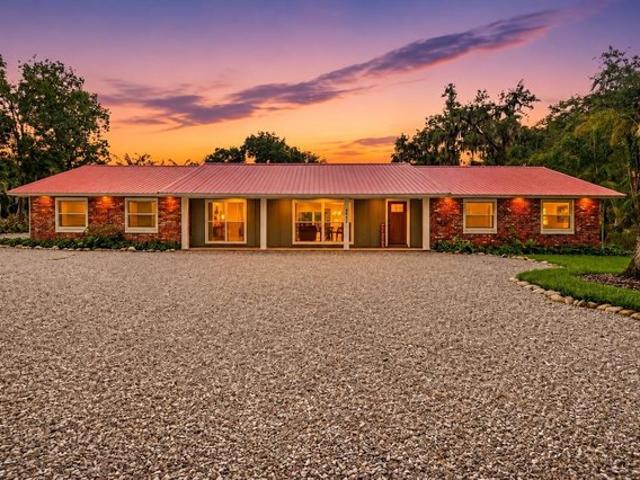 House for sale in Auburndale, Florida