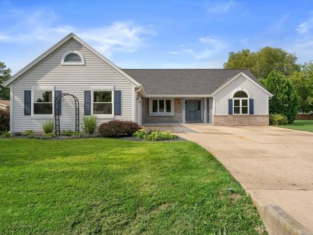 House for sale in Oak Creek, Wisconsin