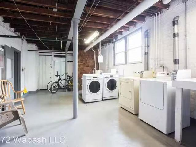 Condo for rent in Detroit