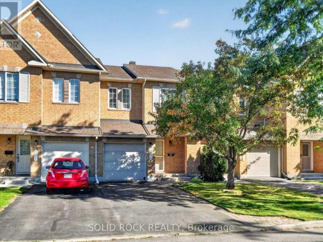 Townhouse for rent in Avalon, Ottawa
