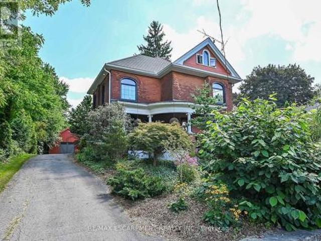 House for sale in Ancaster, Ontario