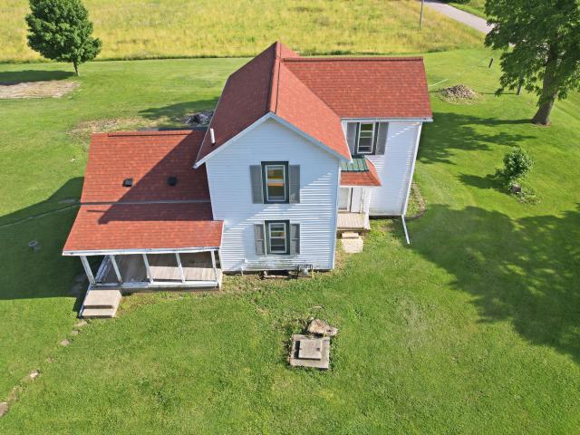 House for sale in Ashton, Illinois