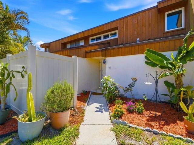 Condo for sale in Clearwater, Florida