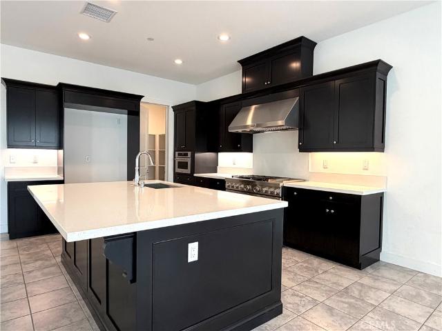 Property for rent in Canoga Park, California