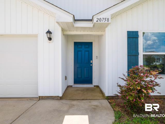 House for sale in Robertsdale, Alabama