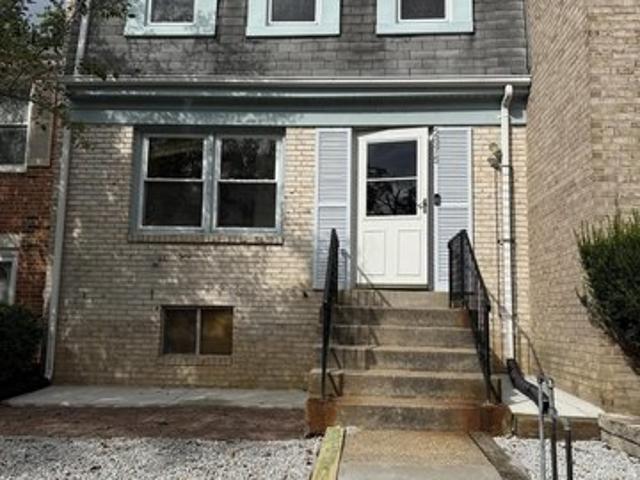 Townhouse for sale in Virginia
