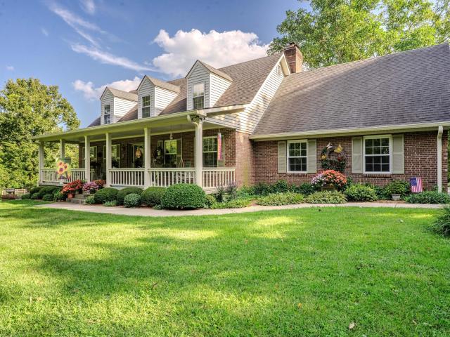 House for sale in Versailles, Kentucky