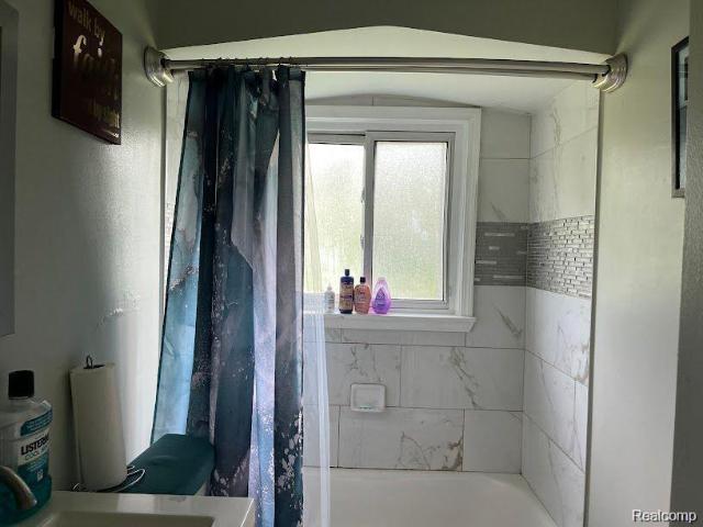 House for sale in Oak Park, Michigan