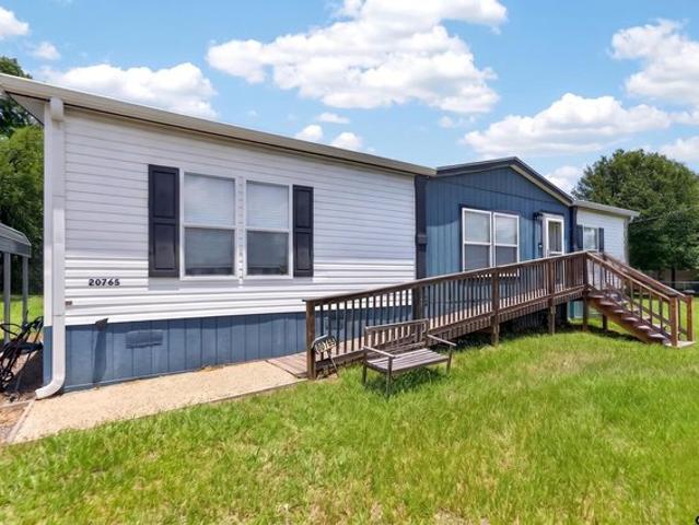 House for sale in Henderson, Texas