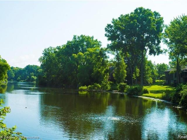 House for sale in West Bloomfield, Michigan