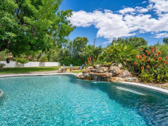 House for sale in Shasta, California