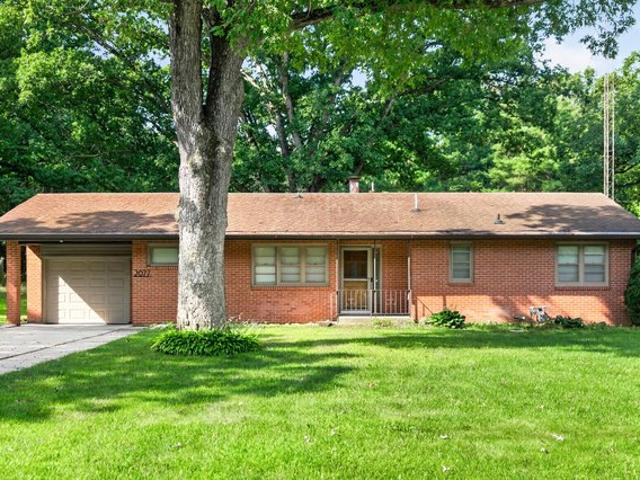 House for sale in Dixon, Illinois