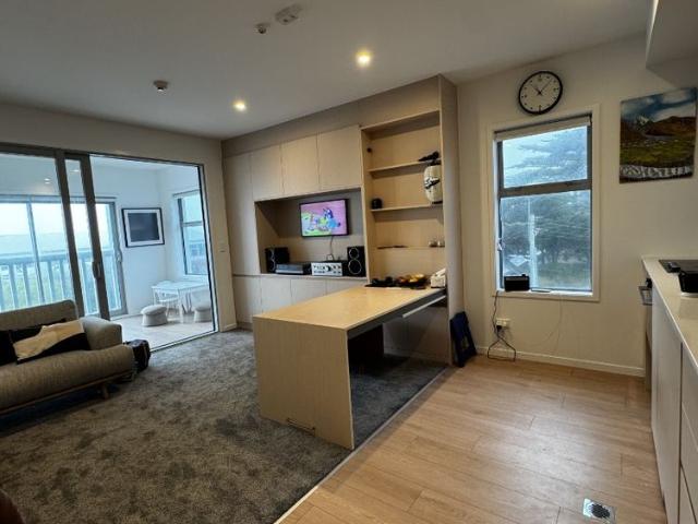 Apartment for rent in Chaslands, Canterbury