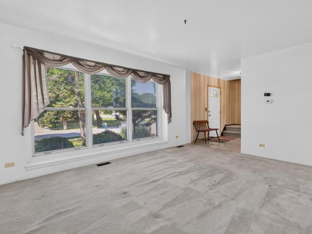 House for sale in Schaumburg, Illinois