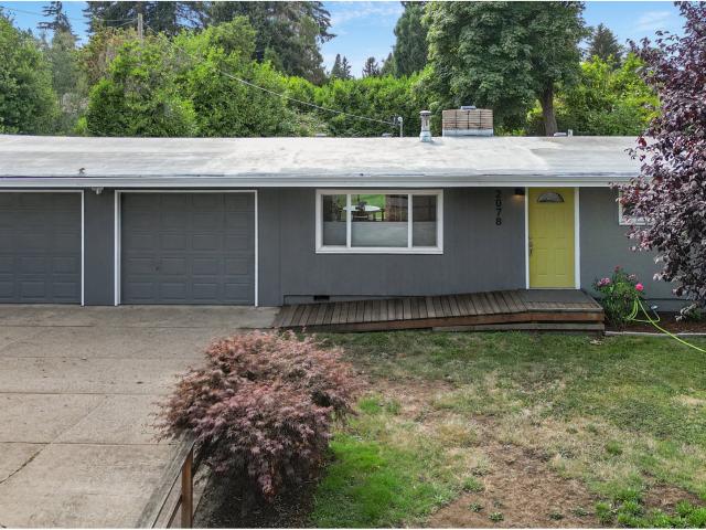 House for sale in Oregonia