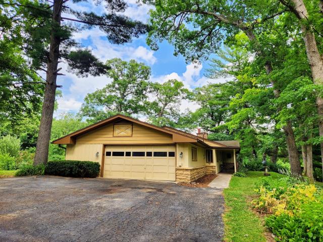 House for sale in Whiteside, Illinois