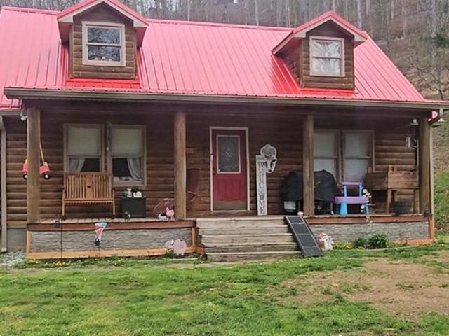 House for sale in Louisa, Kentucky