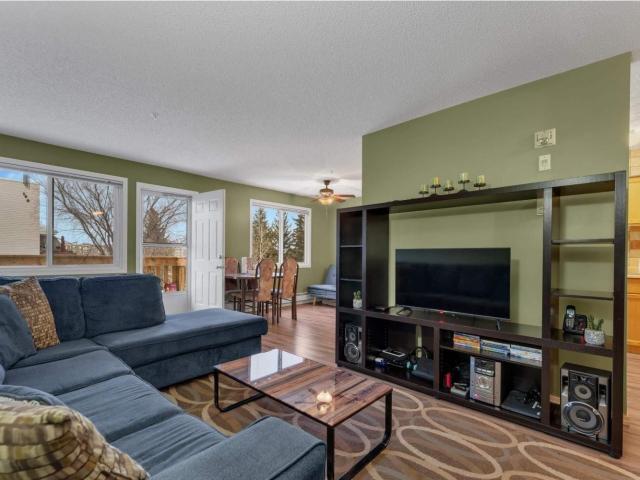 Apartment for sale in Saint Albert, Alberta