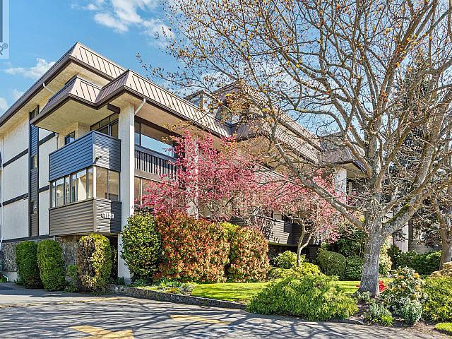 Condo for sale in Victoria, British Columbia