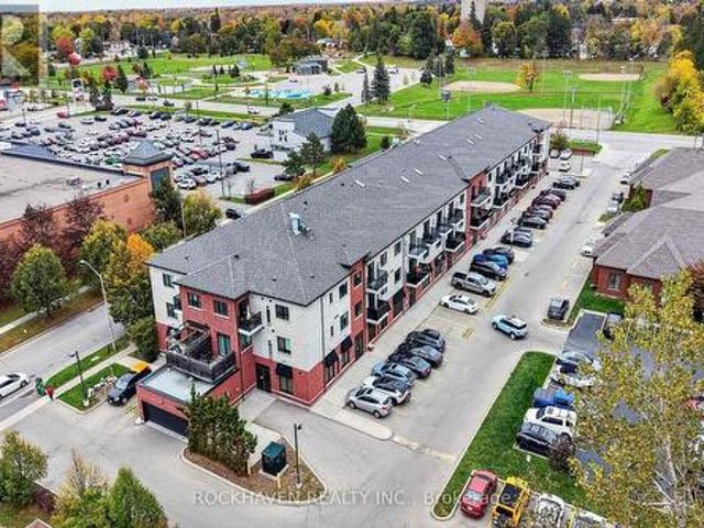 Condo for sale in Waterdown, Hamilton