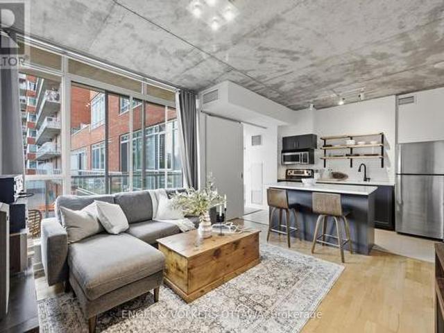 Condo for sale in Byward Market, Ottawa