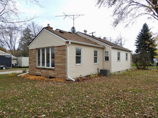 House for sale in Parkview Mobile Home Park, Lester Prairie