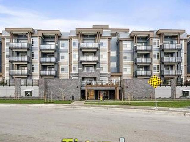 House for sale in Abbotsford